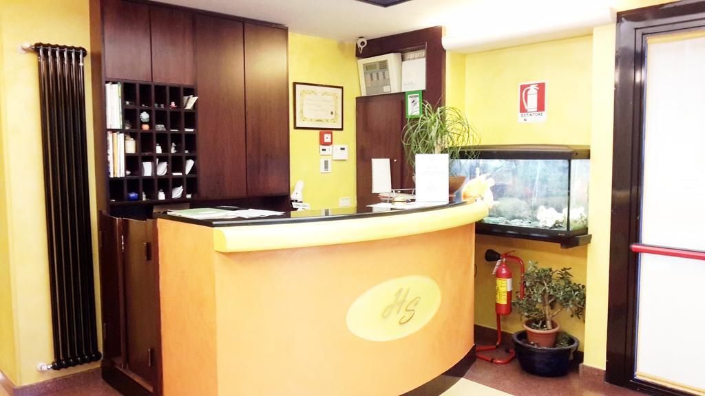 Albergo Sonia ฟลอเรนซ์ ภายนอก รูปภาพ