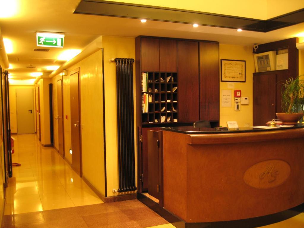 Albergo Sonia ฟลอเรนซ์ ภายนอก รูปภาพ