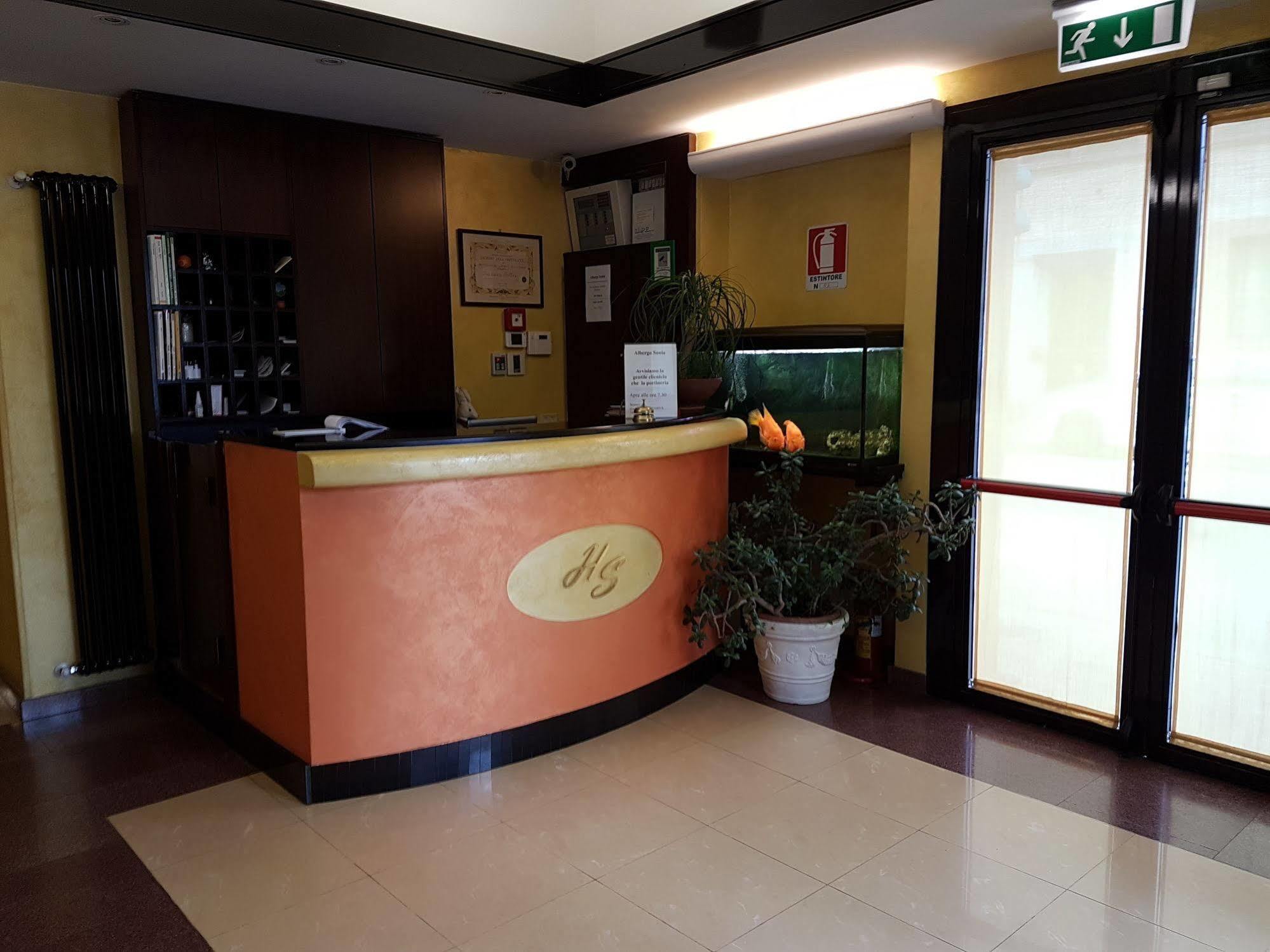Albergo Sonia ฟลอเรนซ์ ภายนอก รูปภาพ